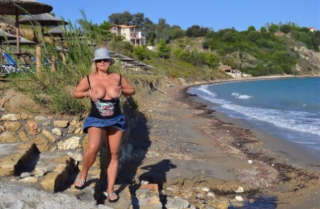 maman chaude dâge moyen parfait chaud des photos