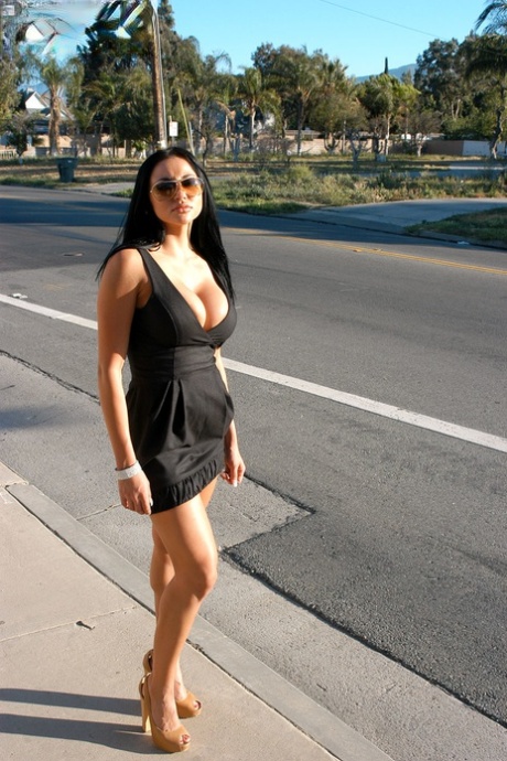 maman MILF Elicia Solis sympa gratuit collection